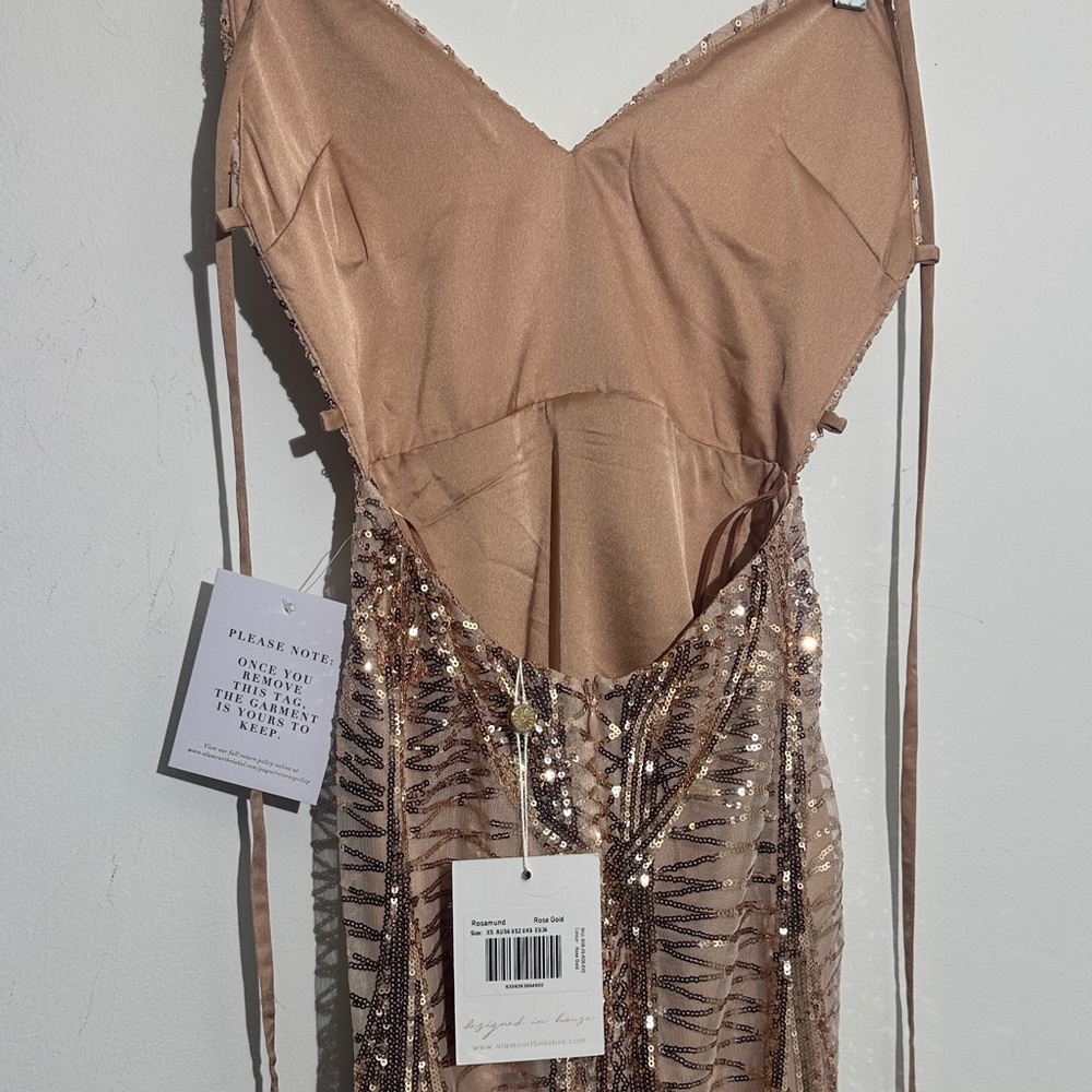 Elegant Sequin Prom Dress in Gold - Picture 5 of 9